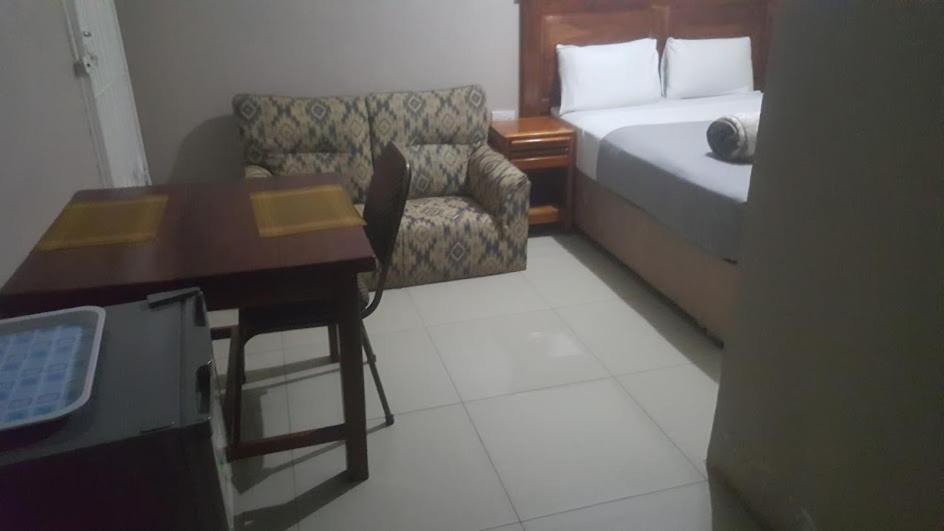 Bluff Hill The Graceland Guesthouse מראה חיצוני תמונה