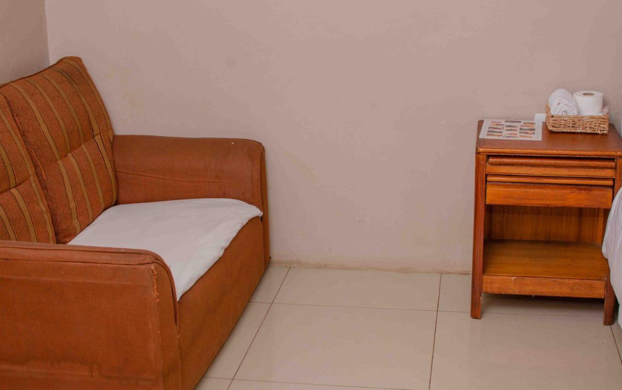 Bluff Hill The Graceland Guesthouse מראה חיצוני תמונה