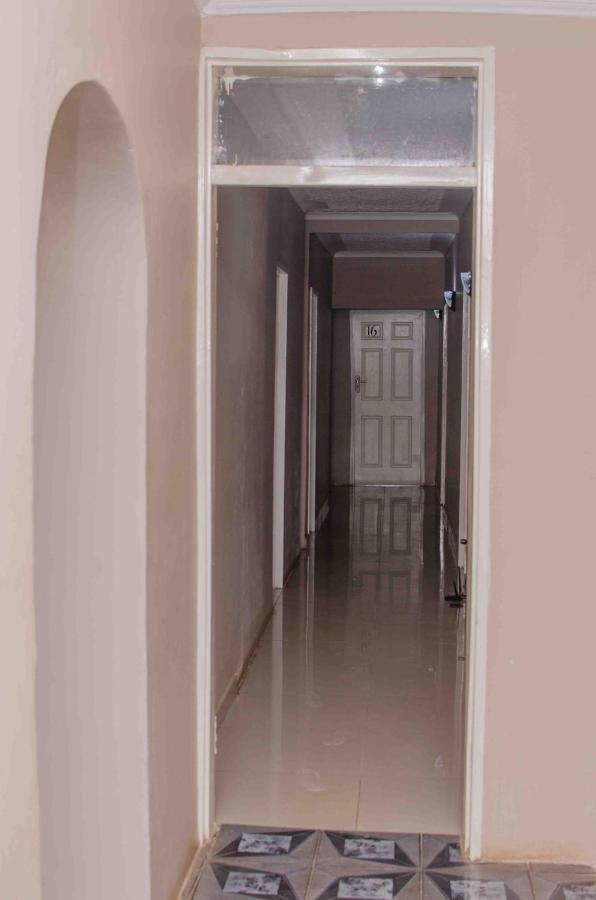 Bluff Hill The Graceland Guesthouse מראה חיצוני תמונה