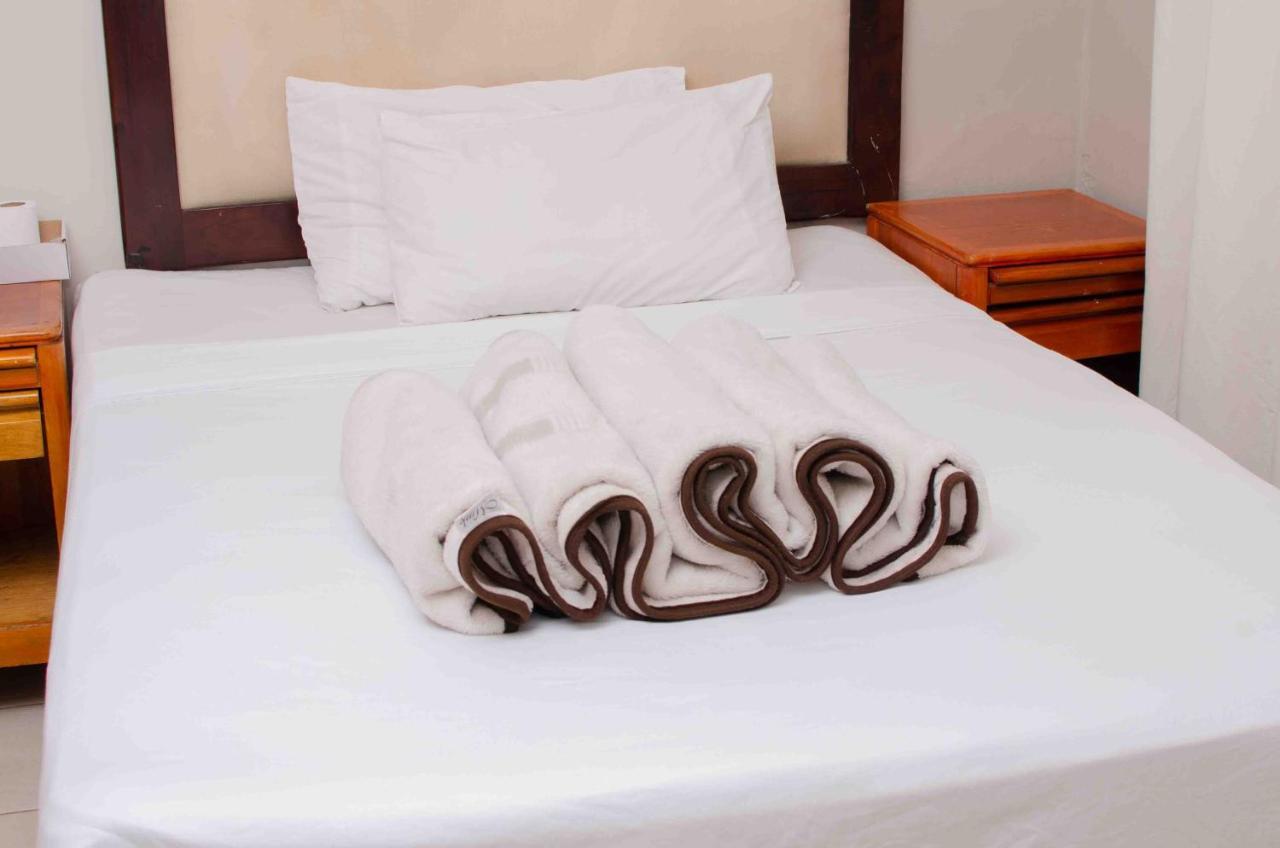Bluff Hill The Graceland Guesthouse מראה חיצוני תמונה